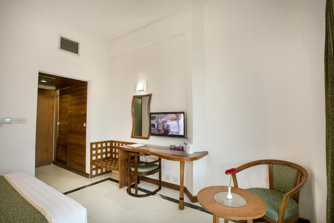 Seagull Hotel Ltd ค็อกเซสบาซาร์ ภายนอก รูปภาพ